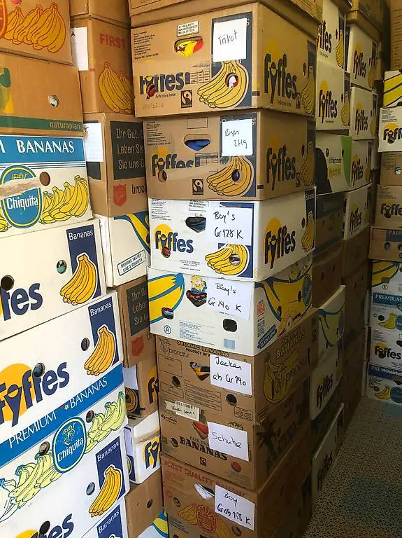 Bananenschachteln zu verkaufen