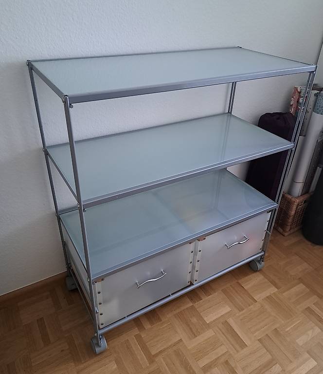 Regal / Gestell Metall und Glas