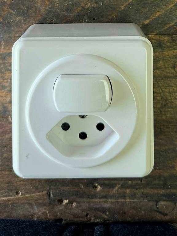 1x Druckschalter / T13