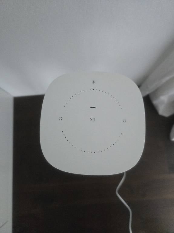 Sonos One Gen. 2 inkl. Ständer in weiss