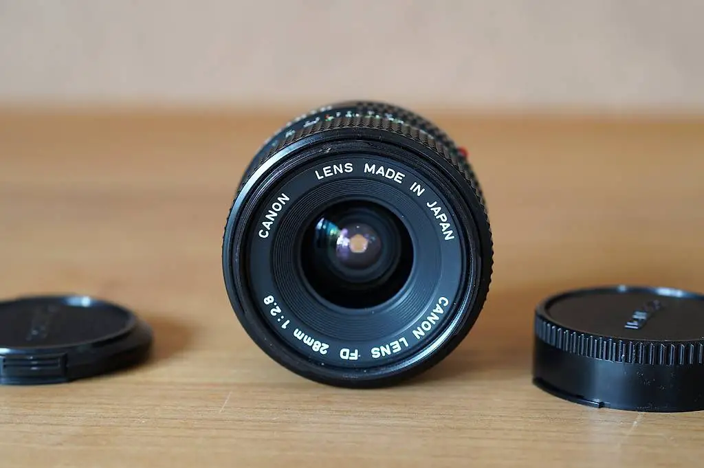 Objektiv Canon FD nFD 28mm 1:2.8