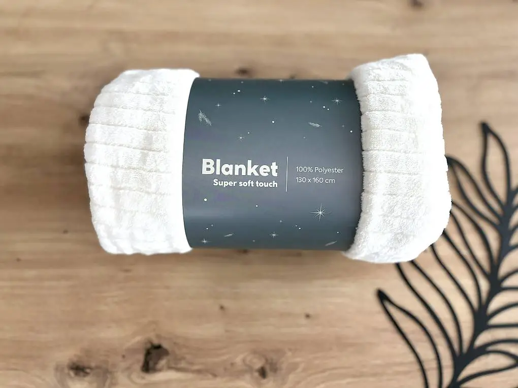 NEU Tagesdecke Coop Blanket Plaid Bettüberwurf gross