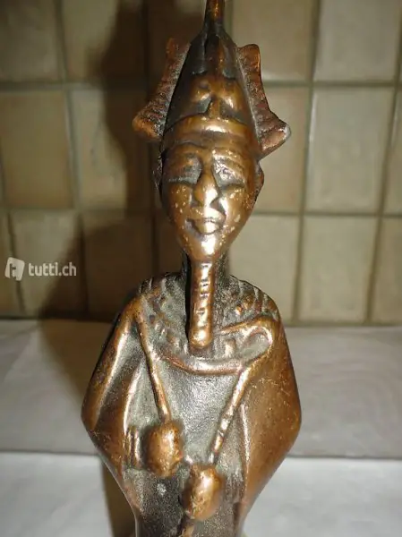  Aegyptische Figur Kupfer, auf Marmorsockel?