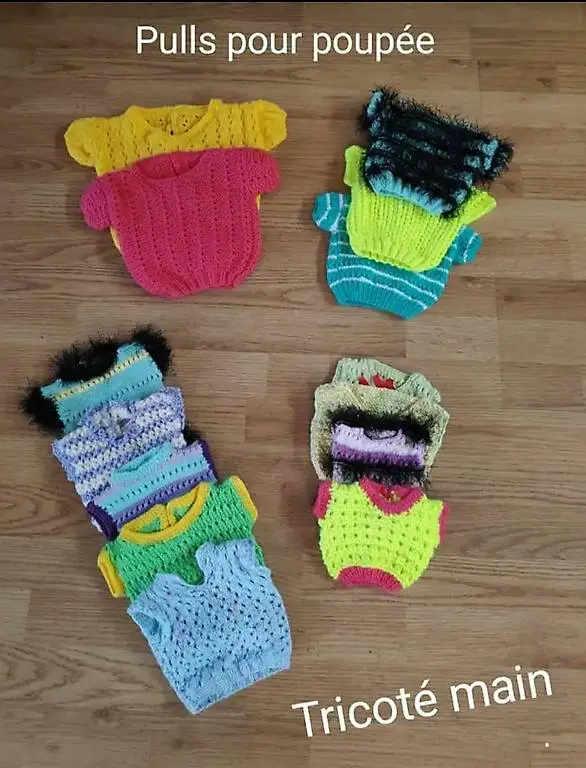 Vêtements pour poupée