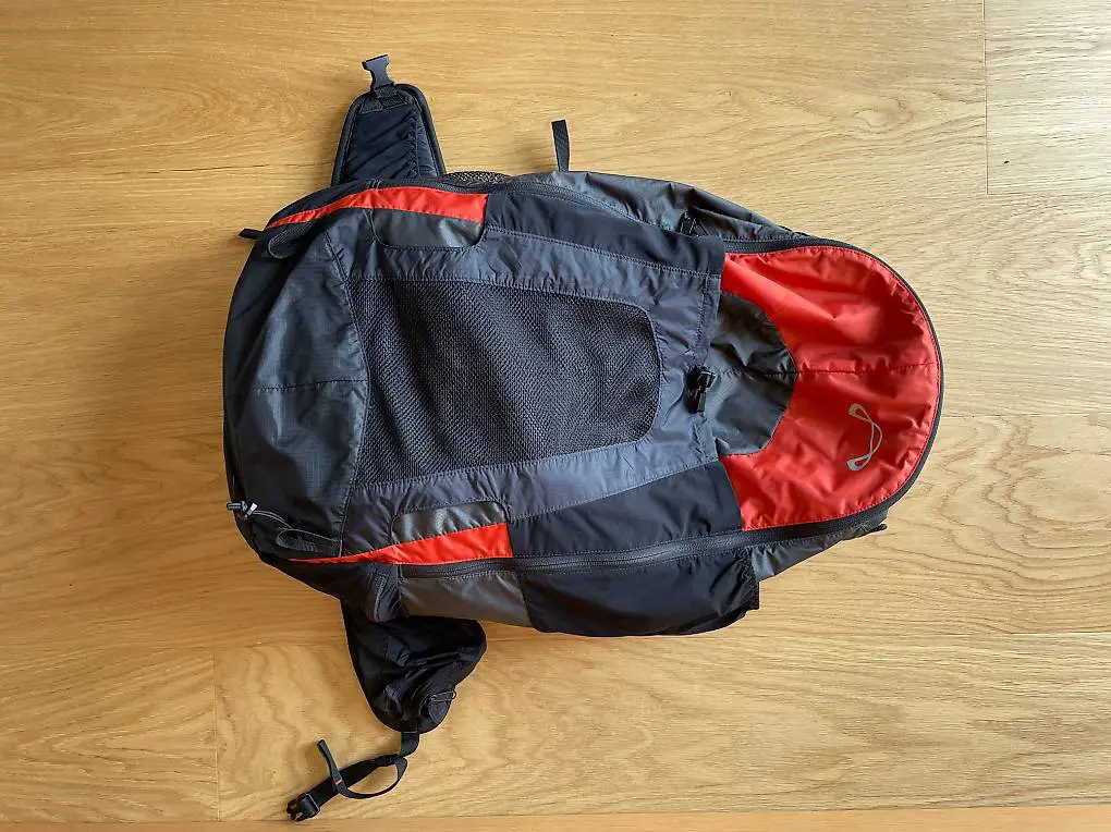 Gleitschirm Wende-Gurtzeug inkl. Notschirm, Advance Easiness