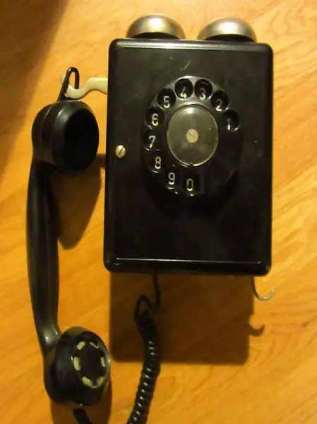 Schönes antikes Wandtelefon PTT Telefon antik