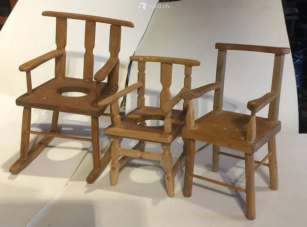 3 Puppenstühle / 3 chaises de poupée