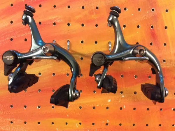 Rennvelobremszangen, SHIMANO 600 Tricolor, NEU, nos, VINTAGE