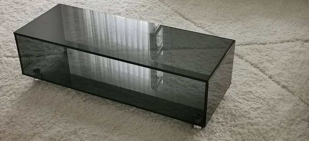 TV-Möbel, TV-Rack, HiFi-Rack aus Glas mit Rollen