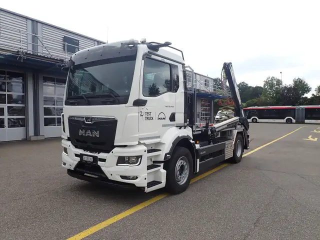 MAN, TGS 18.400 4x2 BL CH, Absetzkipper