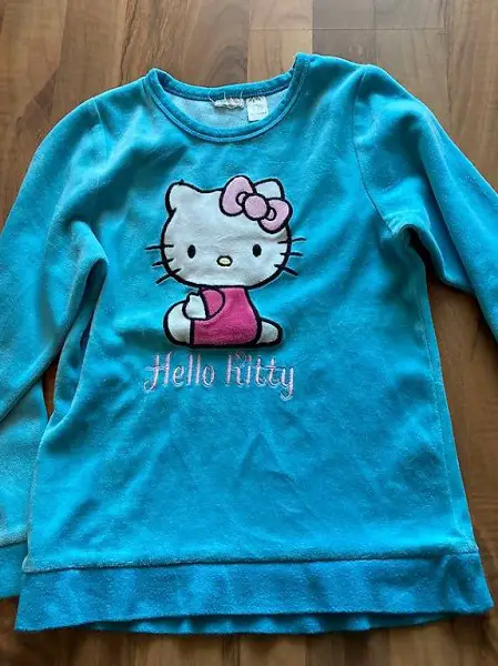 Hello kitty Pullover od Pijamaoberteil Gr. 116
