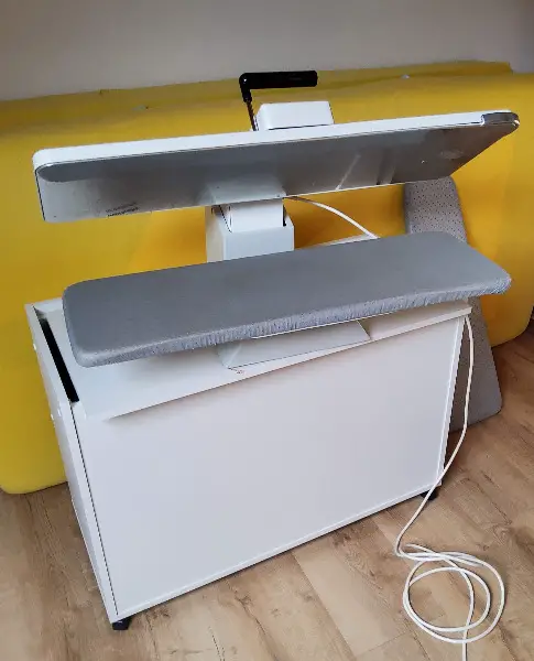 Bügelpresse MAXI 80 inkl. Klappmöbel