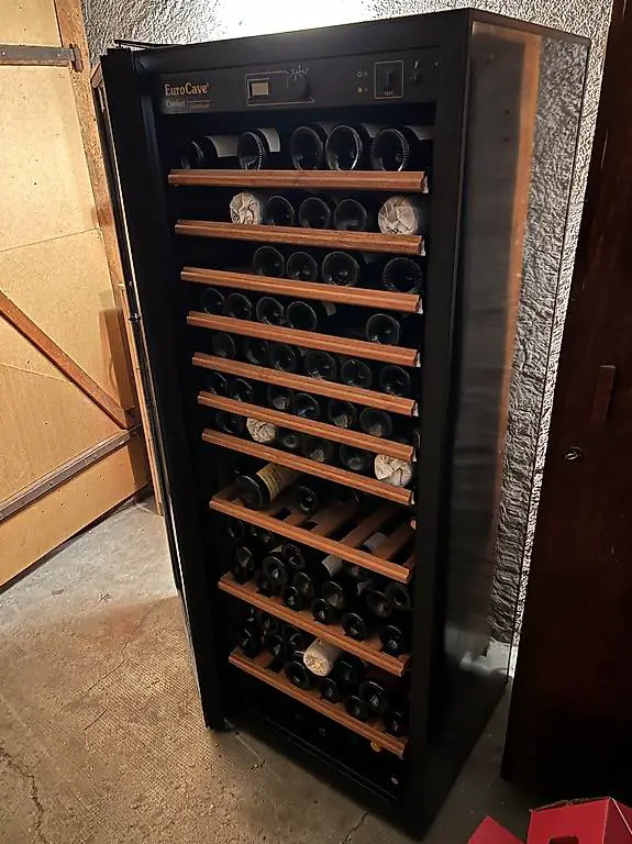 Cave à vin EuroCave Vieillithèque V-264