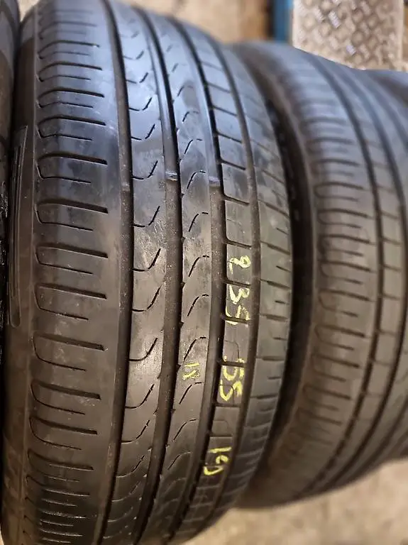 Sommerreifen 235 55 19