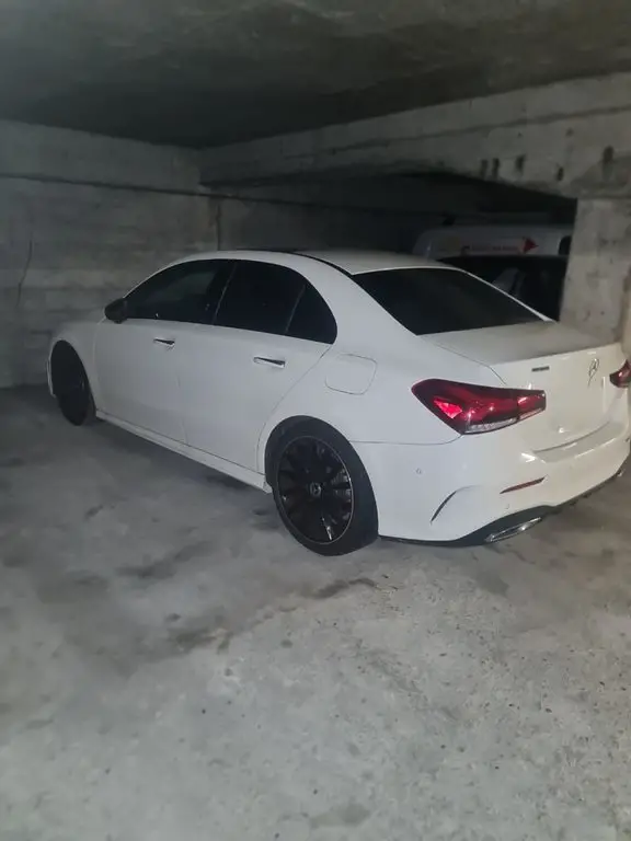 mercedes-benz a-klasse v177 limousine a 250 amg line 4m