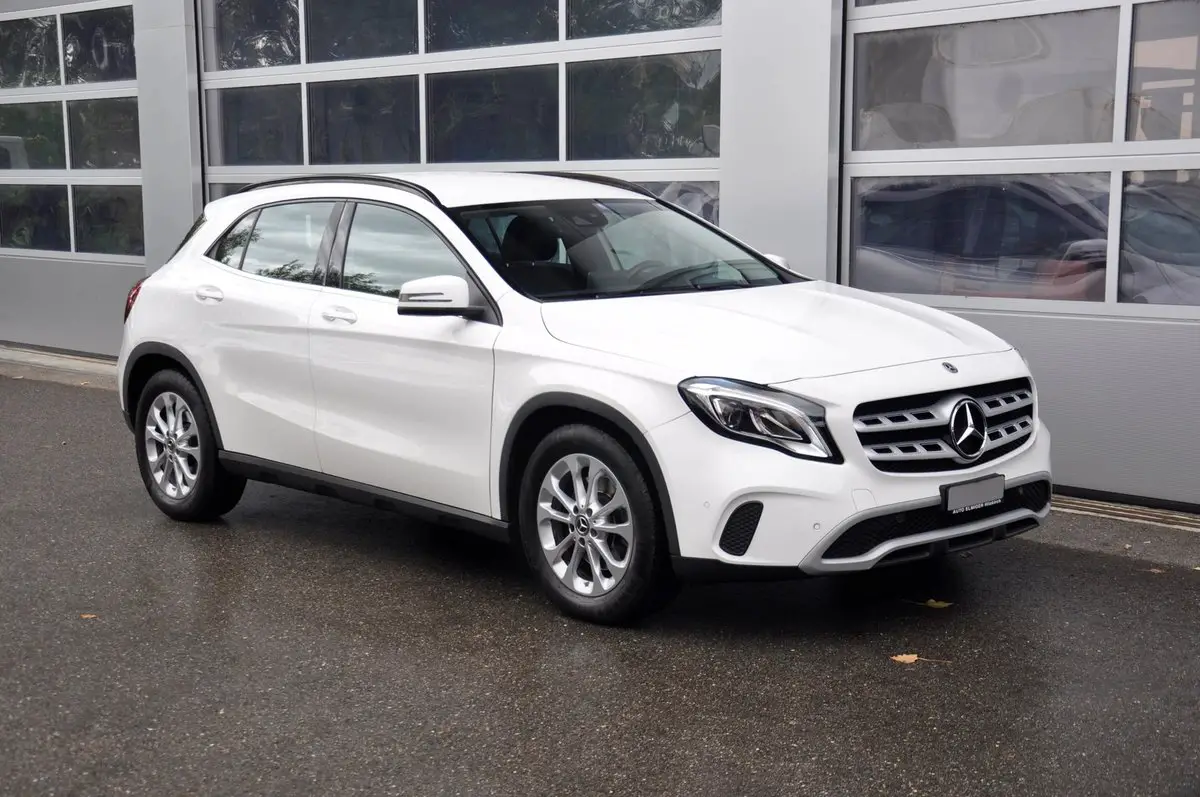 mercedes-benz gla 220 style 4matic 7g-dct