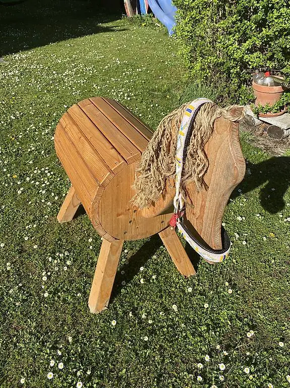 Holzpferd