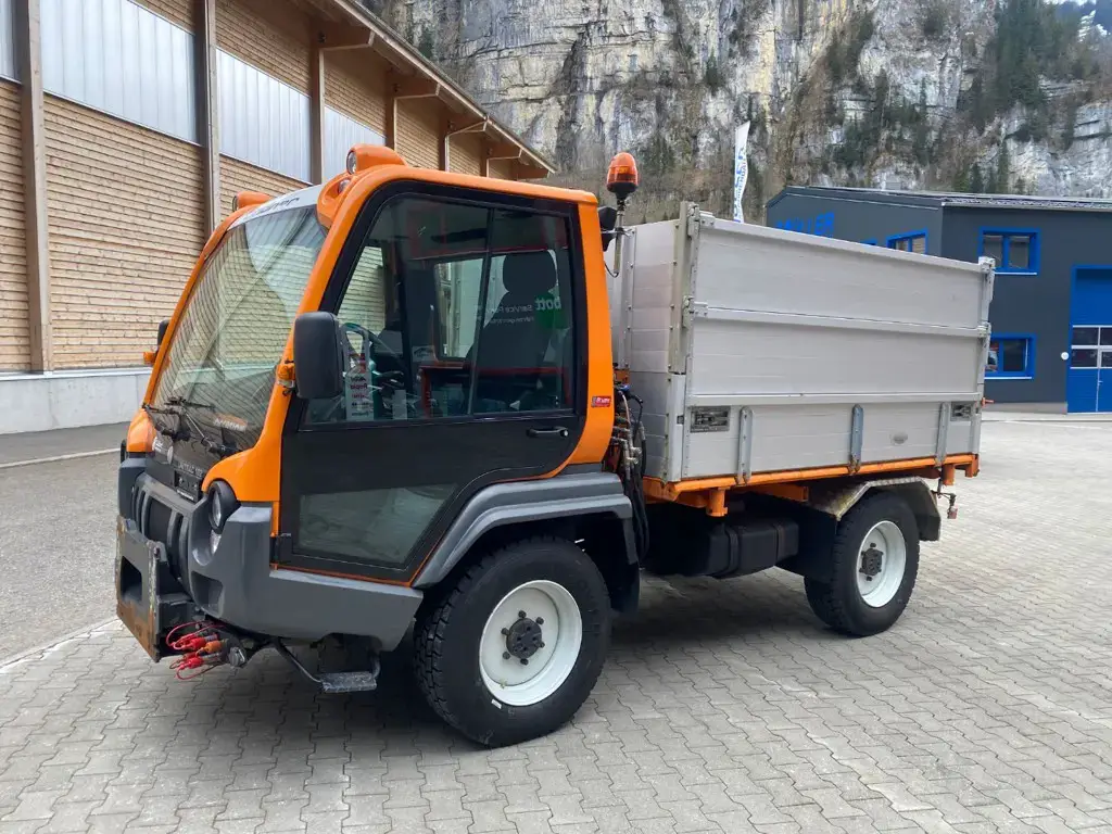 Occ. Lindner Unitrac 102 mit Kipperbrücke