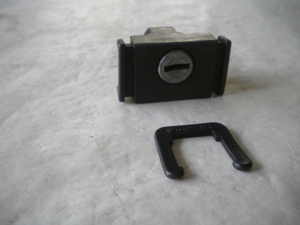 VW MK1,Golf,etc..,,serrure boîte à gant d"origine d"occasion