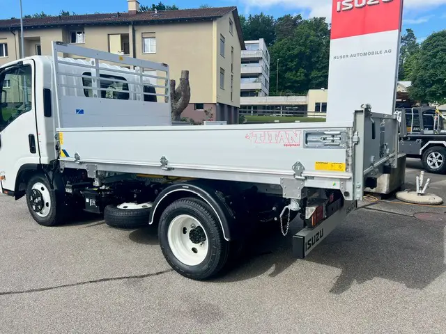 ISUZU, M21 TT E Dreiseitenkipper m. Klima, 3-Seitenkipper