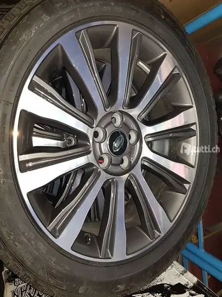  Land Rover Evoque, 19 Zoll Räder