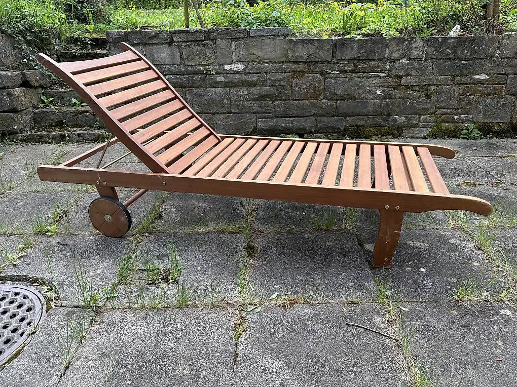 Gartenliege Holz neuwertig 195 x 68 x 32 cm abholbereit