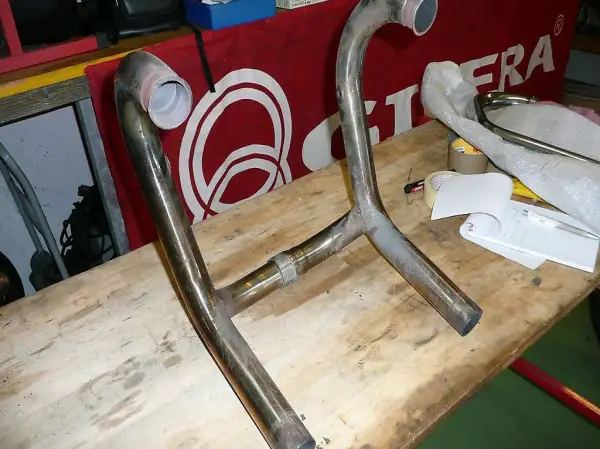  Moto Guzzi cali. 1100 Auspuffkrümmer