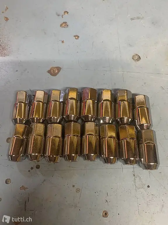 Dadi originali Polaris M10x1,25 nuovi