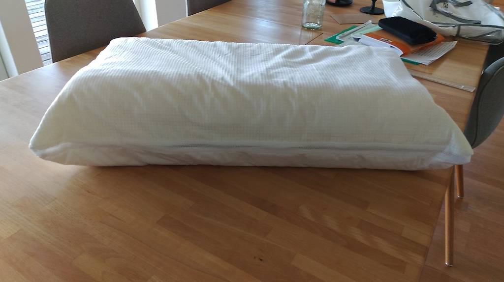 Sleepline Nackenstützkissen Clima mit Kissenhülle - Grösse M