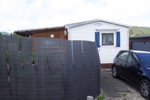 Mobilheim auf Standplatz im Kanton Jura