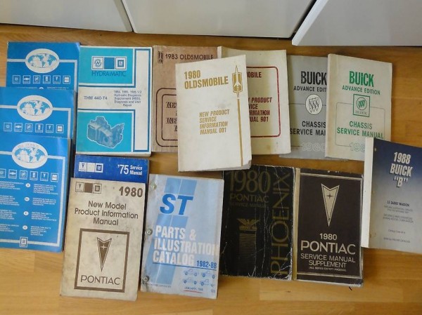 Diverse Reparaturanleitungen Oldsmobile, Buick, Pontiac, GM