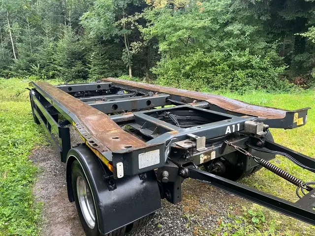 MEILLER, MG 18ZL 5.0, Aufbau für Abrollbehälter