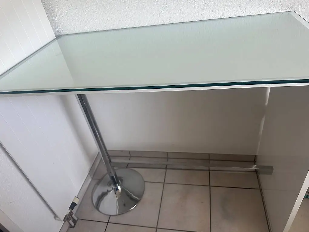 Bartisch mit 2 Stühlen