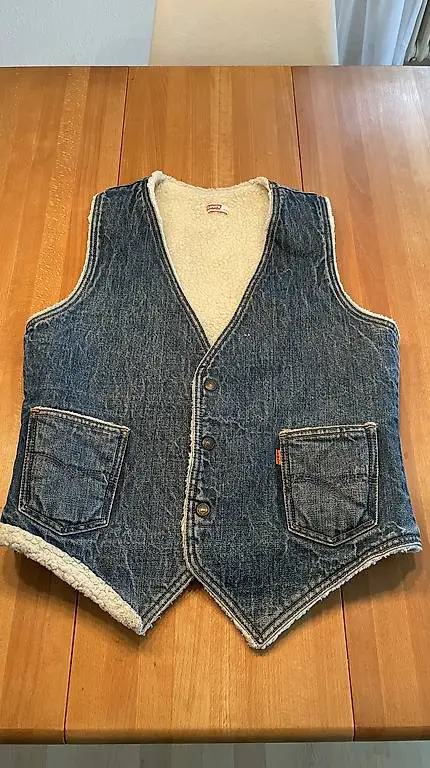 Levis Jeans-Gilet mit Schafwoll-Futter? Grösse M? Unisex