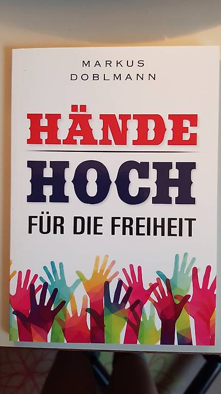 Hände hoch für die Freiheit - Neu