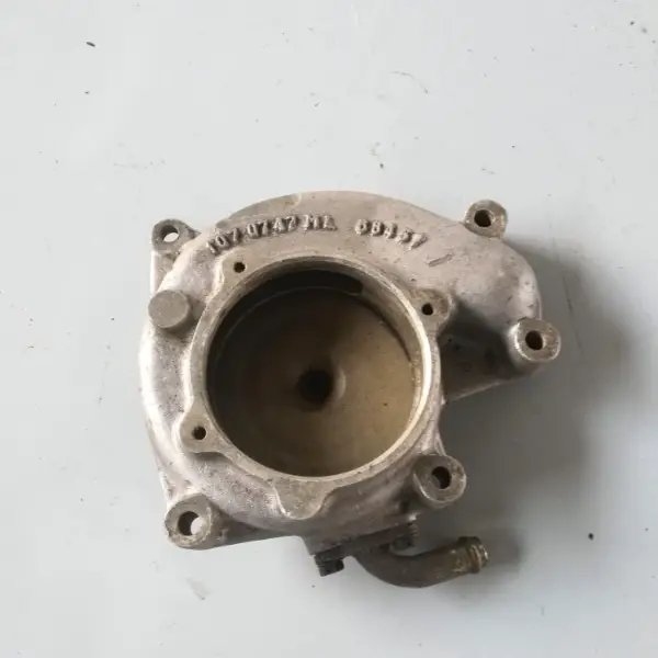 Corpo Pompa acqua Maserati Quattroporte s3