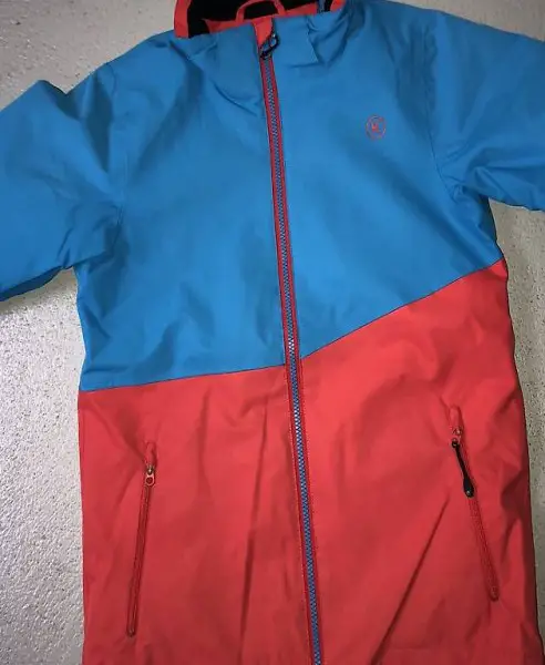 Skijacke Gr.152 Marke K-Tech Winterjacke Kleider