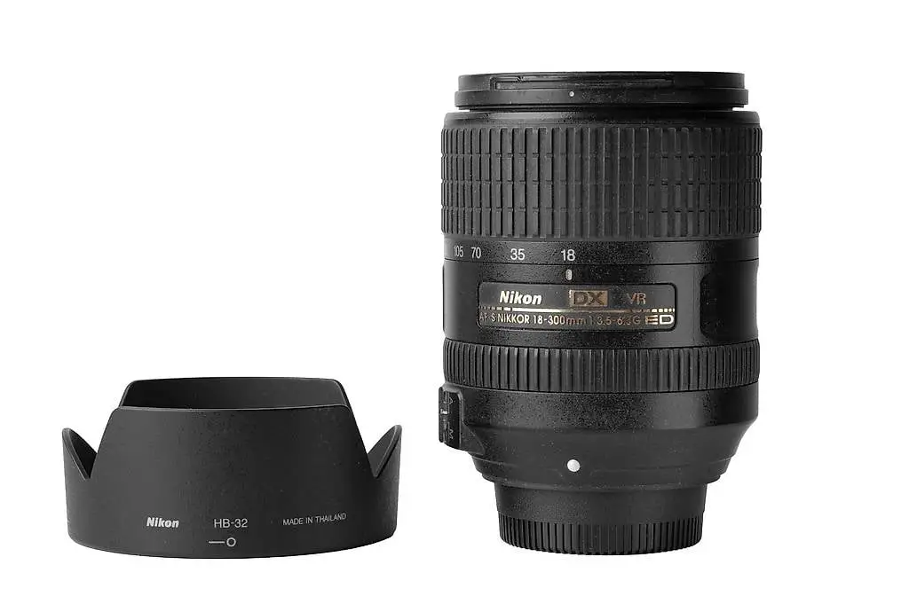 nikon af-s dx 18-300mm f/3.5-6.3g ed vr zoom objektiv 18-300