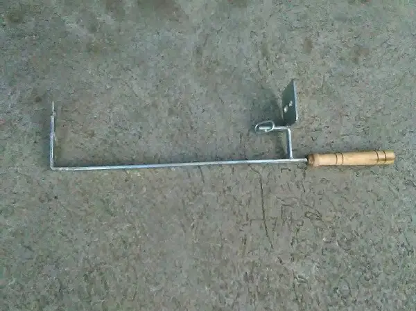 Bratenkorbhalter für Cheminée