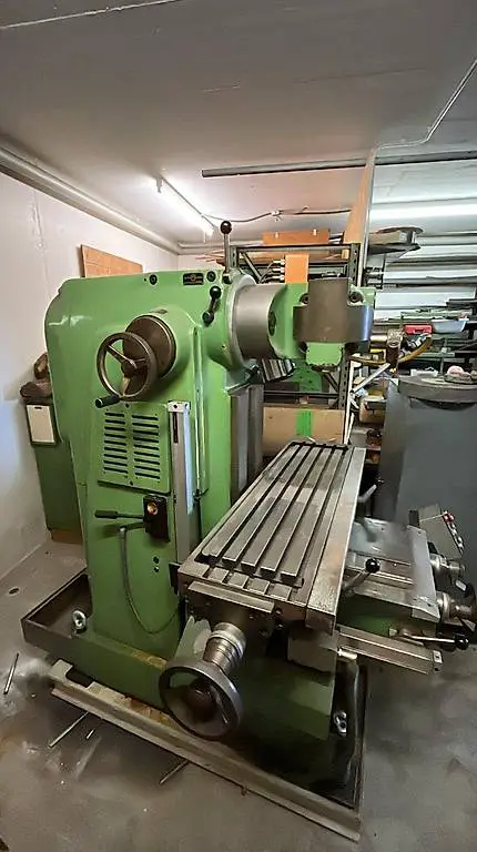 Fräsmaschine Digitalanzeige