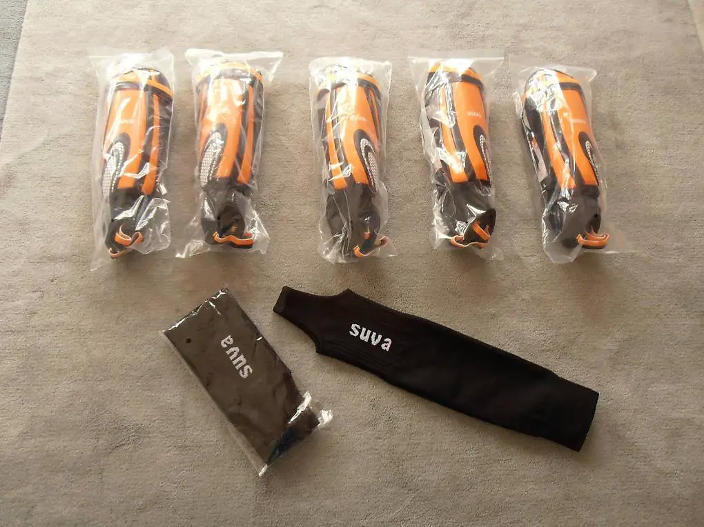 Fussballschoner/Stulpen "SUVA" Grösse L (Neu)