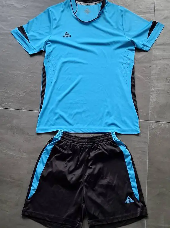 Sportdress Gr. 152