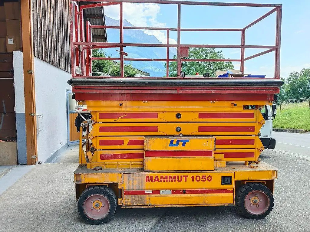 10 Meter Scherenbühne 4X4