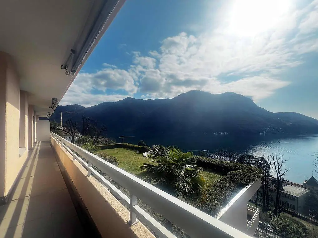 Meraviglioso 6.5 locali vista lago