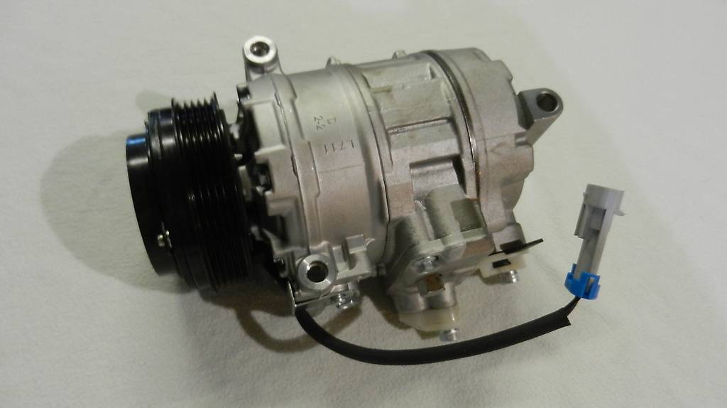 Klimakompressor neu