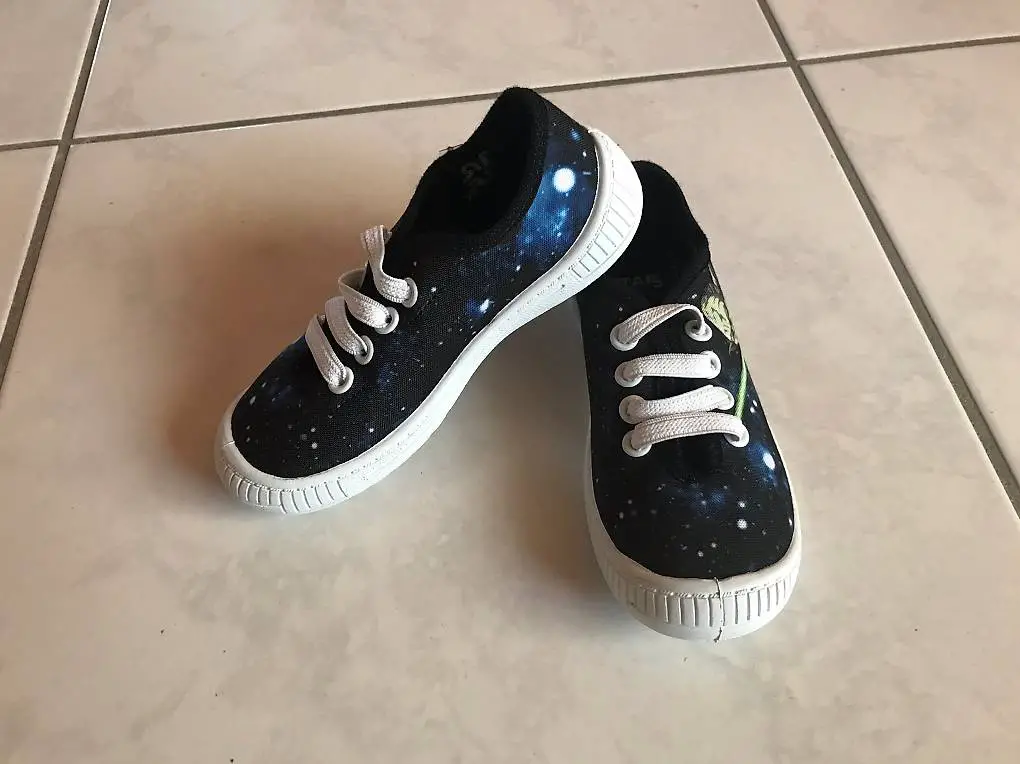 Star Wars Turnschuhe/Freizeitstoffschuhe Gr. 28, neu