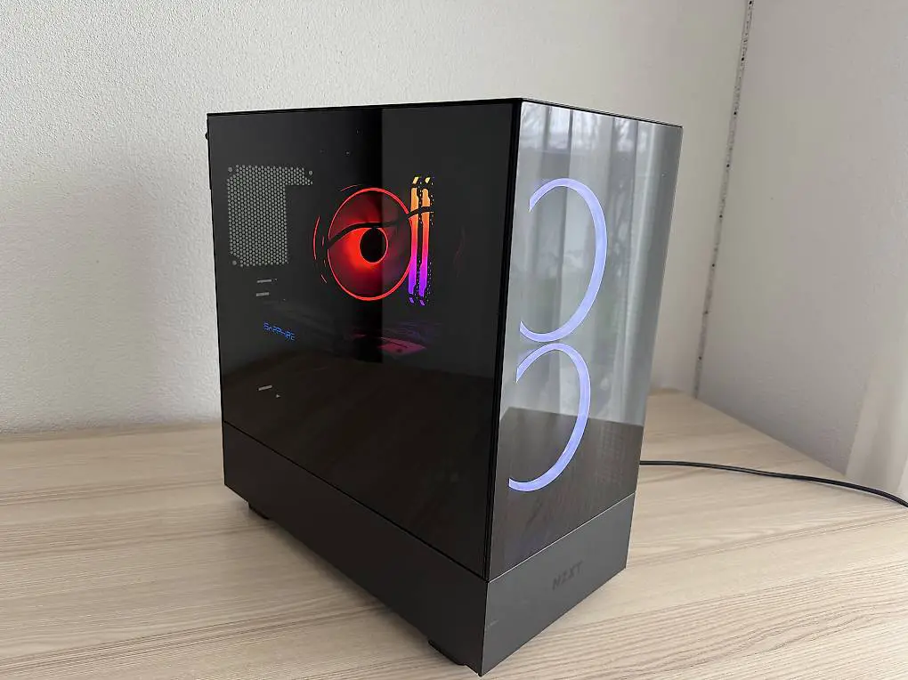 gaming pc | ryzen 5 5500, rx 570, 32gb ram, 4tb ssd+hdd