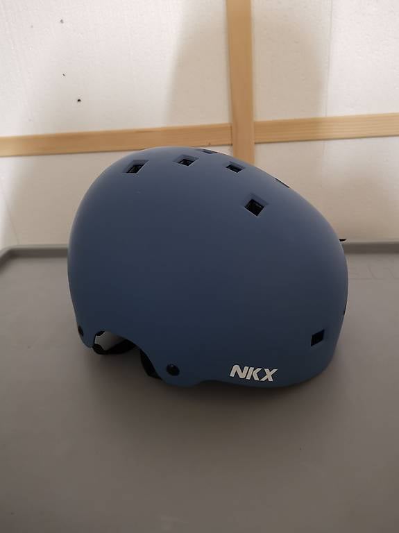 Kinderhelm NKX