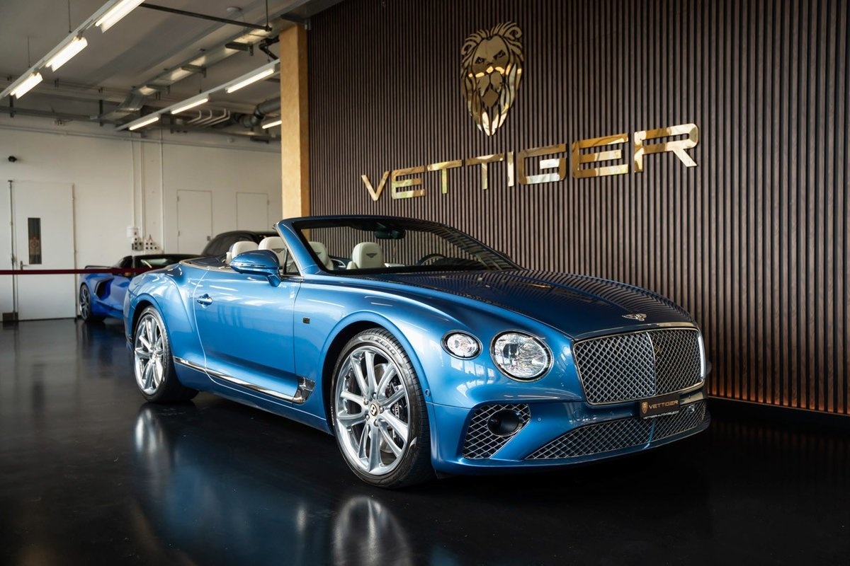 BENTLEY Continental GTC 6.0 W12 First Edition