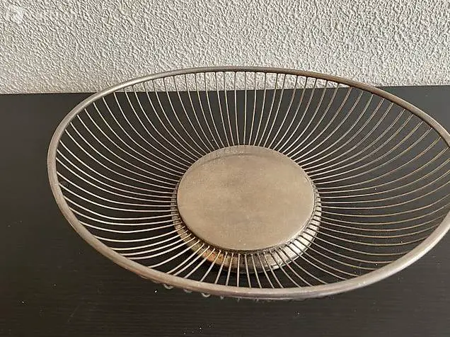 panier à pain métallisé